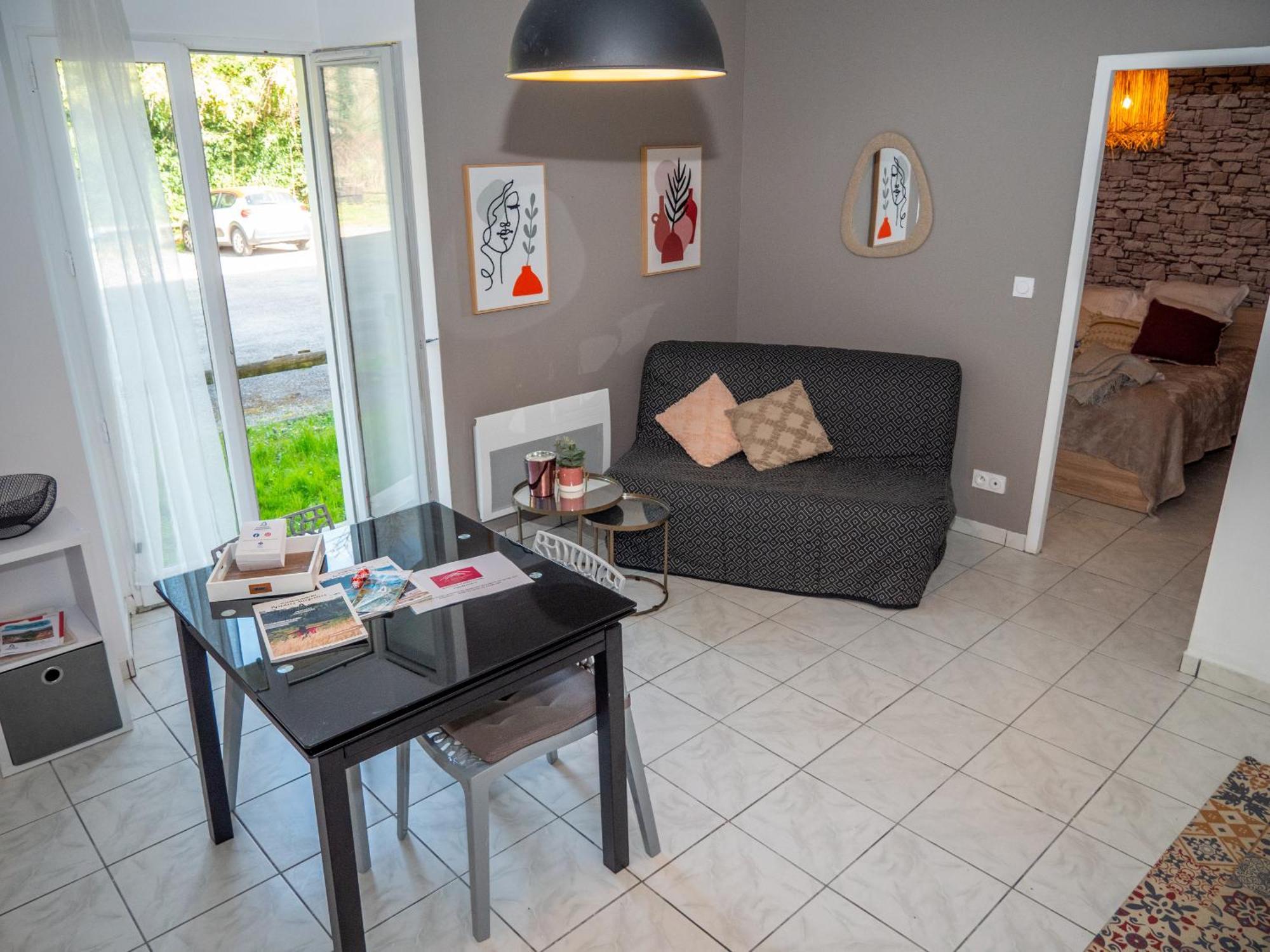 Les Gites De Sylvie Ussat Exterior foto